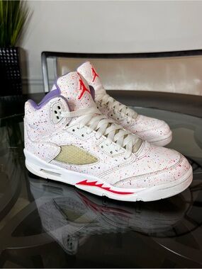 Nike Air Jordan Retro 5
Easter Retro Paint Splatter Womens Sz 8.5